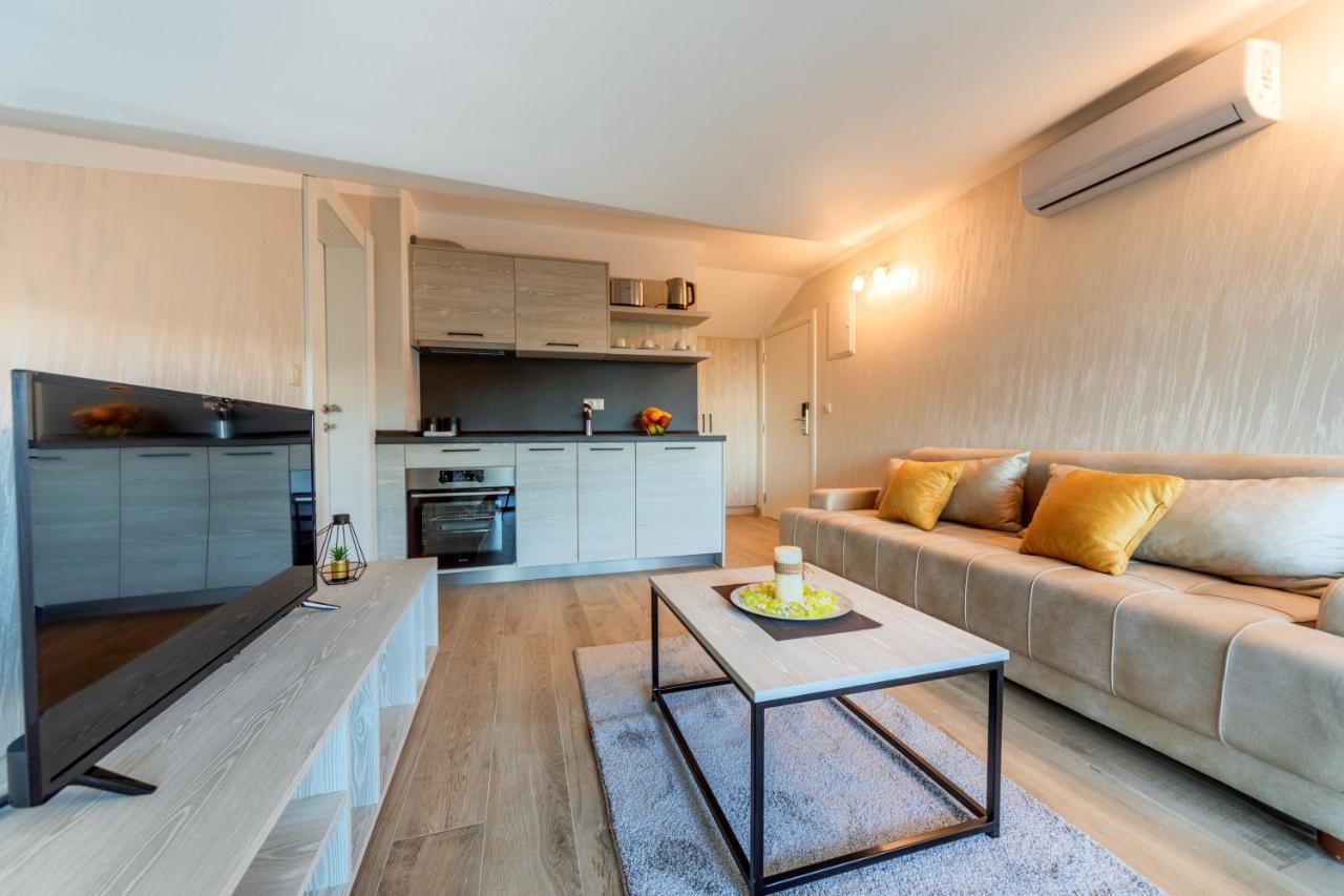 Luxury Apartments Queen Petrovac Kültér fotó
