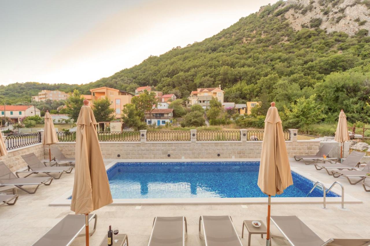 Luxury Apartments Queen Petrovac Kültér fotó