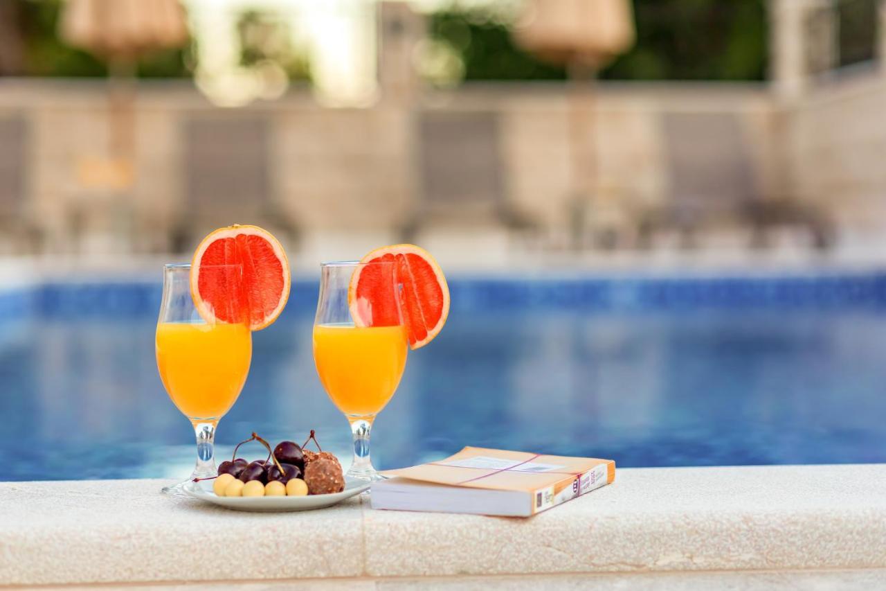 Luxury Apartments Queen Petrovac Kültér fotó