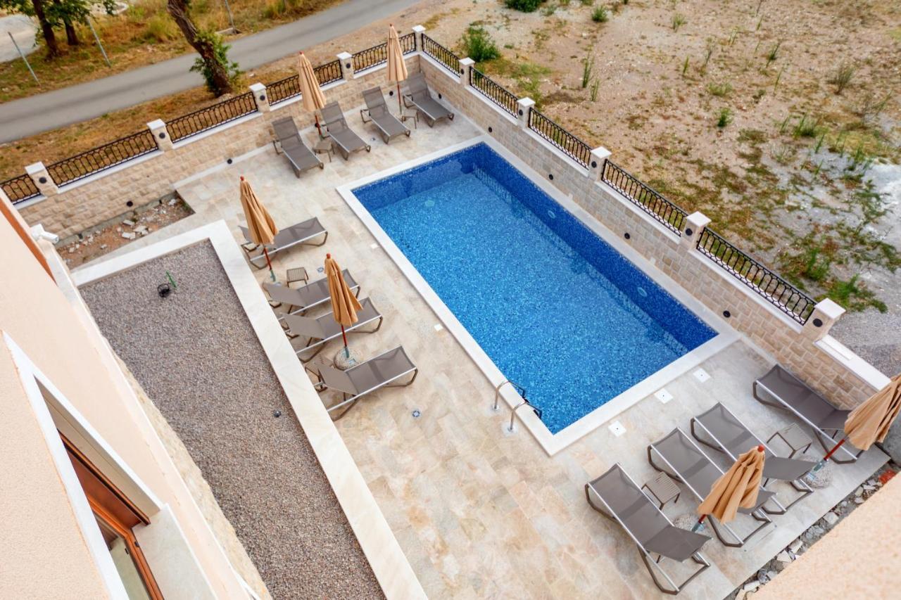 Luxury Apartments Queen Petrovac Kültér fotó