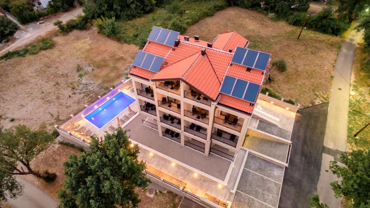 Luxury Apartments Queen Petrovac Kültér fotó
